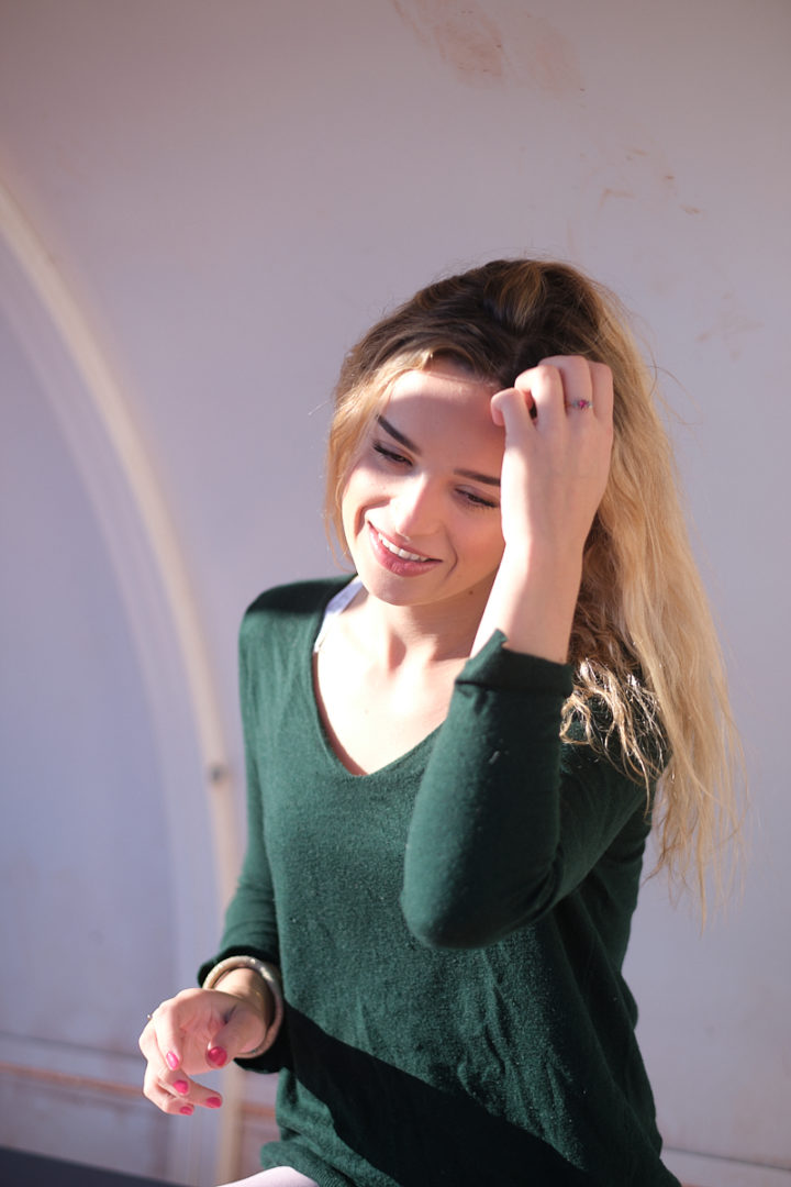 #004